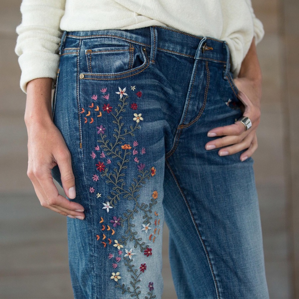DRIFTWOOD Audrey Strawberry Blossom embroidered jeans size 26